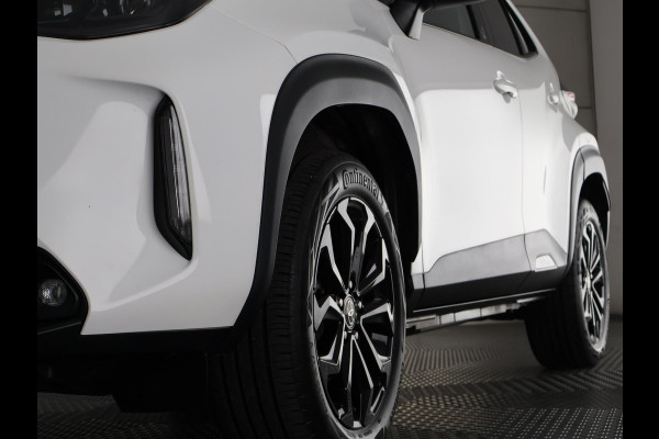 Toyota Yaris Cross 1.5 Hybrid 115 Dynamic Luxury Bi-Tone | Stuur- & Stoelverwarming | Apple Carplay & AndroidAUTO | Camera |
