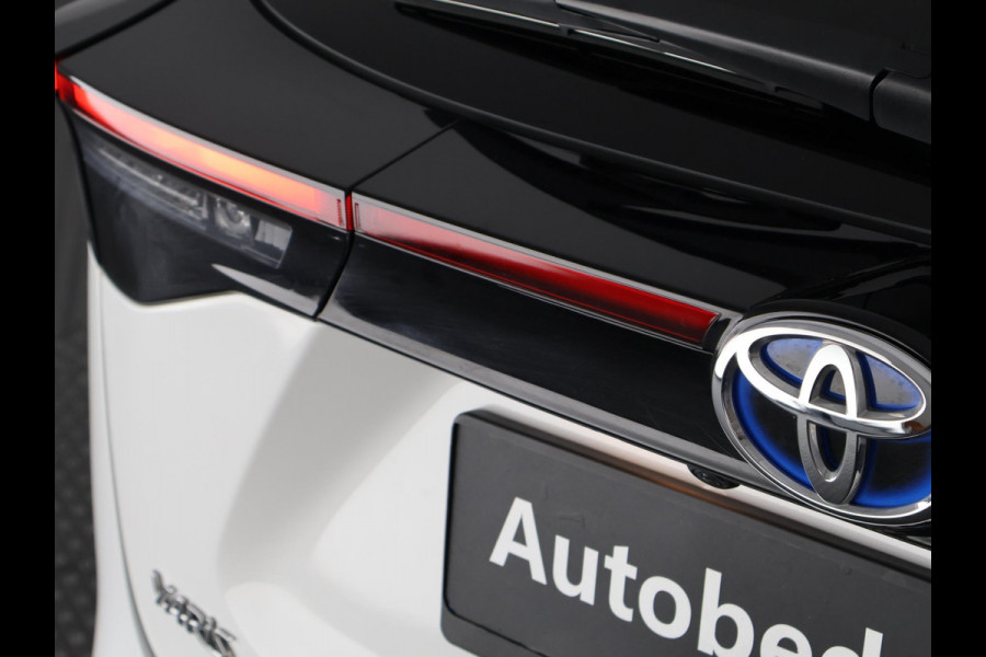 Toyota Yaris Cross 1.5 Hybrid 115 Dynamic Luxury Bi-Tone | Stuur- & Stoelverwarming | Apple Carplay & AndroidAUTO | Camera |