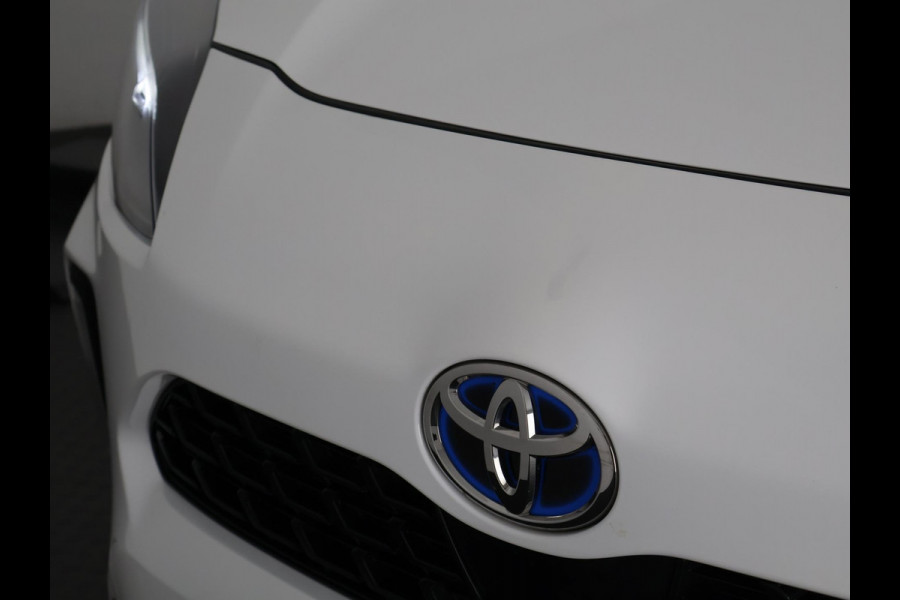 Toyota Yaris Cross 1.5 Hybrid 115 Dynamic Luxury Bi-Tone | Stuur- & Stoelverwarming | Apple Carplay & AndroidAUTO | Camera |
