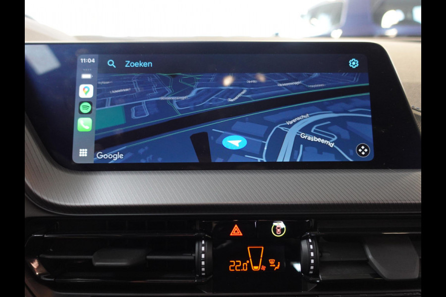 BMW 1-serie 118i M-Sport Automaat Digitale Cockpit Climate control Stoel verwarming LED  Sfeer verlichting Lichtmetalen velgen Navigatie Apple carplay/ Android auto Parkeersensoren