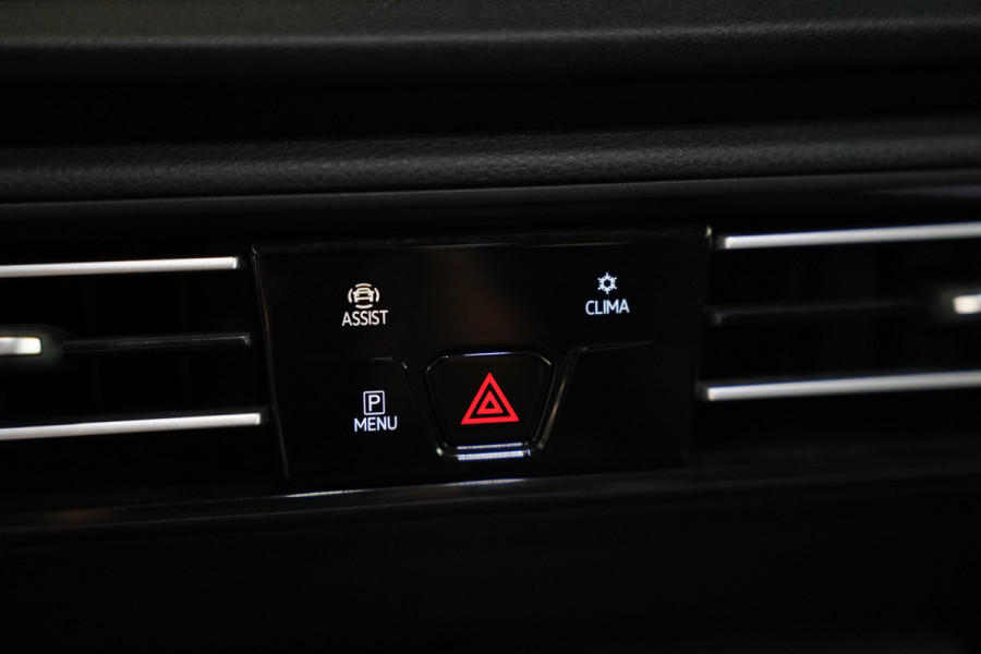 Volkswagen Caddy Maxi 1.5 TSI 7p 7 Persoons PDC Navigatie 24 Maanden garantie* (Vraag naar de voorwaarden)