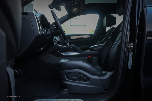 Porsche Cayenne 4.0 Turbo S E-Hybrid | 680PK | PCCB | PDCC | PASM| Pano | Sport Chrono | Trekhaak | BTW