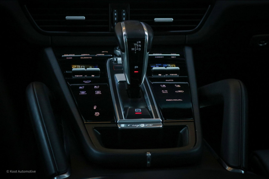 Porsche Cayenne 4.0 Turbo S E-Hybrid | 680PK | PCCB | PDCC | PASM| Pano | Sport Chrono | Trekhaak | BTW