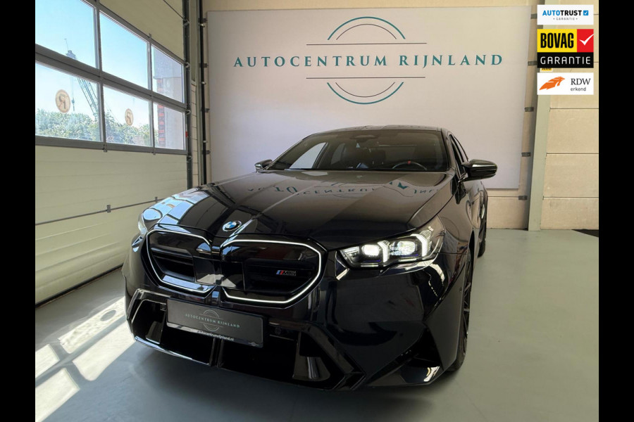 BMW 5 Serie M5 Automaat, Carbon pakket, keramische remmen, HUD, Bowers & Wilkins, M Multifunctionele Stoelen
