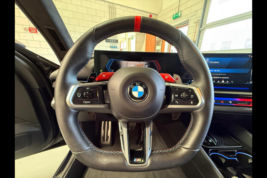 BMW 5 Serie M5 Automaat, Carbon pakket, keramische remmen, HUD, Bowers & Wilkins, M Multifunctionele Stoelen