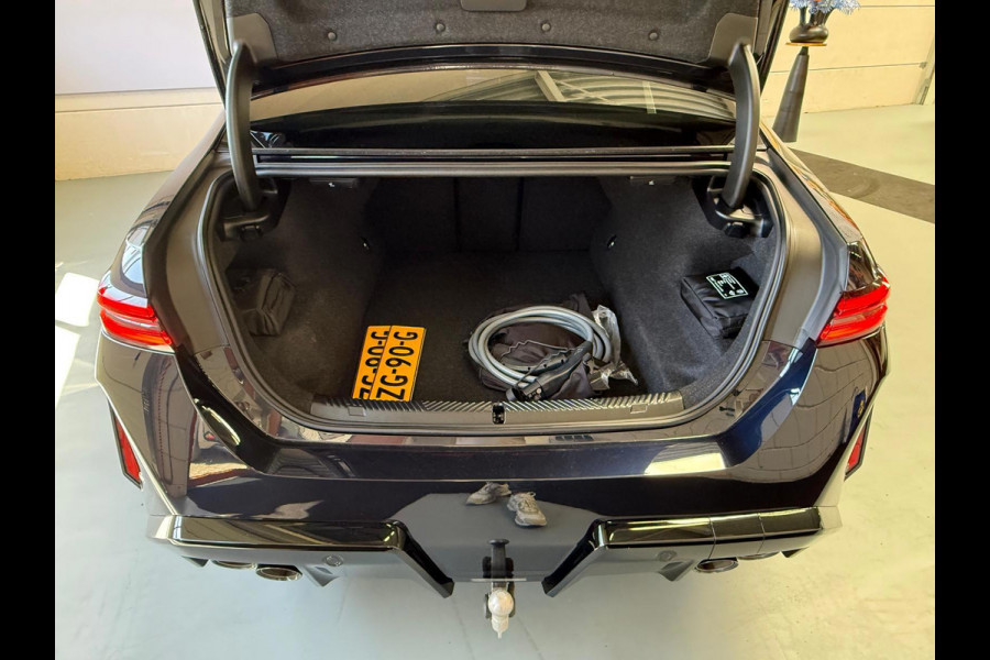 BMW 5 Serie M5 Automaat, Carbon pakket, keramische remmen, HUD, Bowers & Wilkins, M Multifunctionele Stoelen
