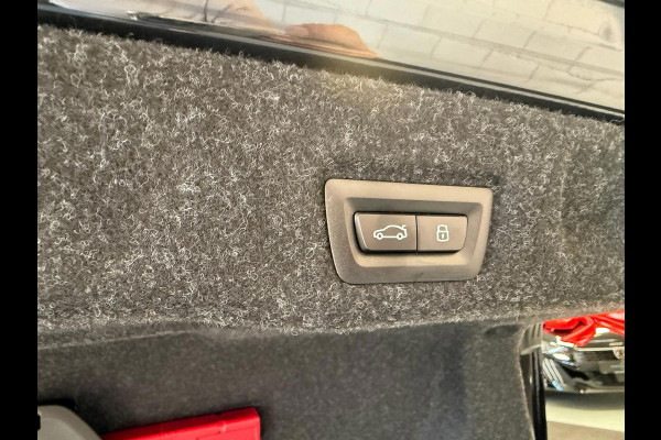 BMW 5 Serie M5 Automaat, Carbon pakket, keramische remmen, HUD, Bowers & Wilkins, M Multifunctionele Stoelen