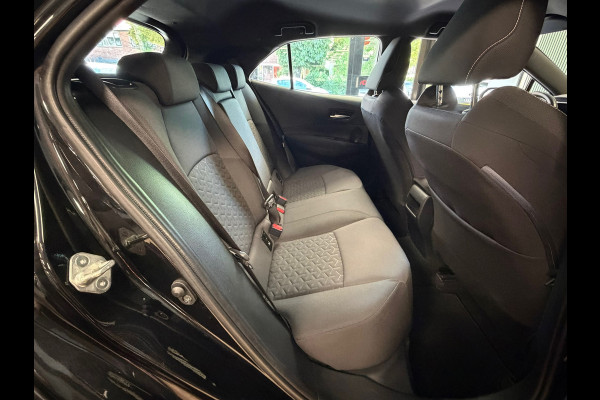 Toyota Corolla 1.2 Turbo First Edition CAMERA PDC AIRCO CRUISE LANE-ASSIST KEYLESS-GO BLUETOOTH MIRRORCAST START-STOP AUTO-HOLD