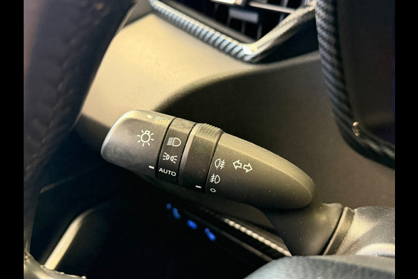Toyota Corolla 1.2 Turbo First Edition CAMERA PDC AIRCO CRUISE LANE-ASSIST KEYLESS-GO BLUETOOTH MIRRORCAST START-STOP AUTO-HOLD