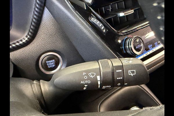Toyota Corolla 1.2 Turbo First Edition CAMERA PDC AIRCO CRUISE LANE-ASSIST KEYLESS-GO BLUETOOTH MIRRORCAST START-STOP AUTO-HOLD