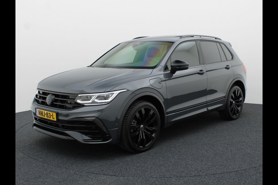 Volkswagen Tiguan 1.4 TSI eHybrid R-Line Business | Panodak | 20'' | Keyless | Elk. A-klep | IQ Light | Camera | Prijs Rijklaar!!