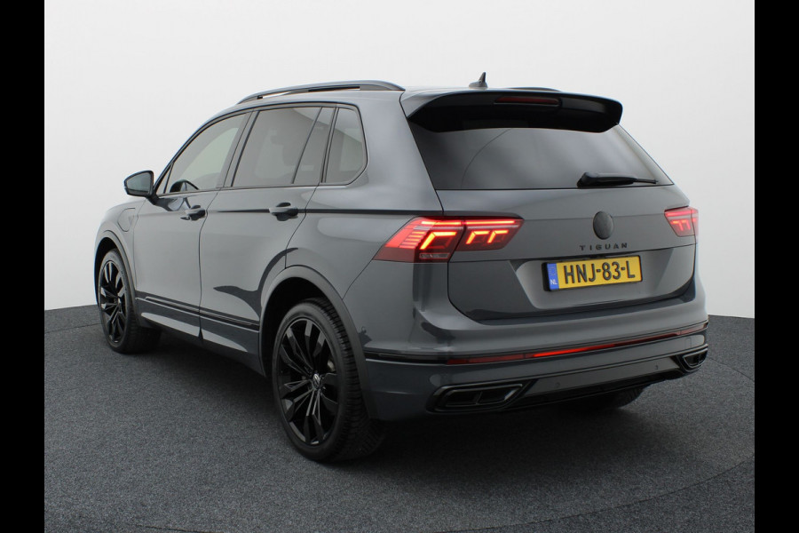Volkswagen Tiguan 1.4 TSI eHybrid R-Line Business | Panodak | 20'' | Keyless | Elk. A-klep | IQ Light | Camera | Prijs Rijklaar!!