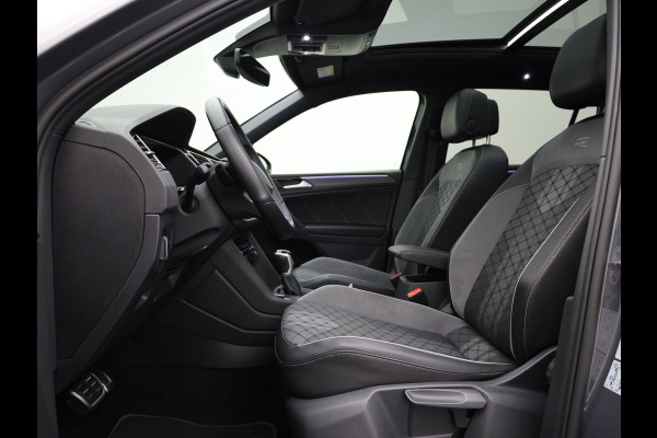 Volkswagen Tiguan 1.4 TSI eHybrid R-Line Business | Panodak | 20'' | Keyless | Elk. A-klep | IQ Light | Camera | Prijs Rijklaar!!