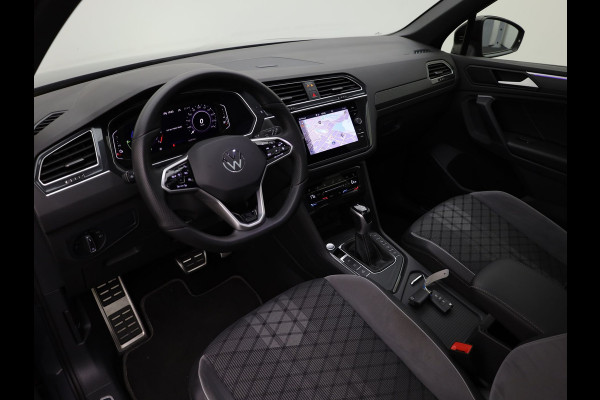 Volkswagen Tiguan 1.4 TSI eHybrid R-Line Business | Panodak | 20'' | Keyless | Elk. A-klep | IQ Light | Camera | Prijs Rijklaar!!