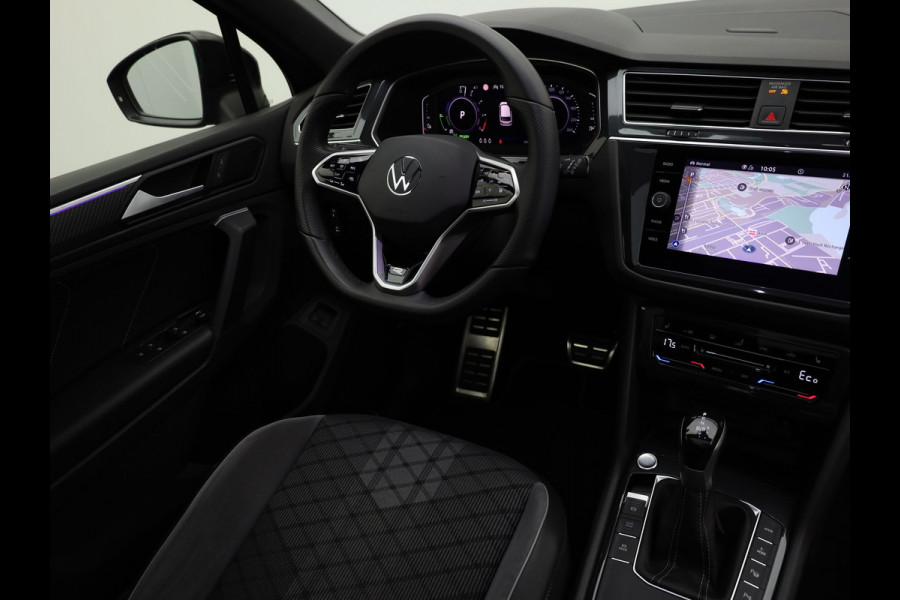 Volkswagen Tiguan 1.4 TSI eHybrid R-Line Business | Panodak | 20'' | Keyless | Elk. A-klep | IQ Light | Camera | Prijs Rijklaar!!