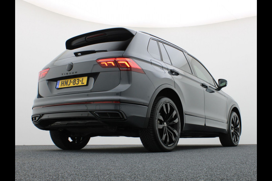 Volkswagen Tiguan 1.4 TSI eHybrid R-Line Business | Panodak | 20'' | Keyless | Elk. A-klep | IQ Light | Camera | Prijs Rijklaar!!