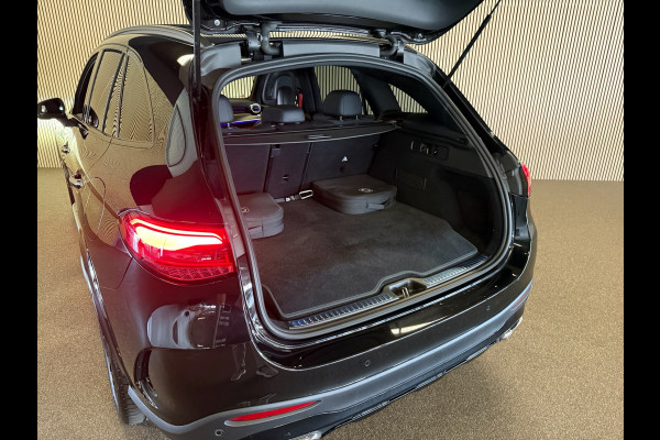 Mercedes-Benz GLC 400e 4 MATIC AMG STYLING-LUCHTVERING-GESTUURDE ACHTERAS-PANORAMA-MEMORY-HEAD UP-BURMESTER-ZEER COMPLEET