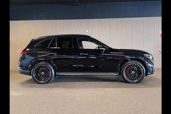 Mercedes-Benz GLC 400e 4 MATIC AMG STYLING-LUCHTVERING-GESTUURDE ACHTERAS-PANORAMA-MEMORY-HEAD UP-BURMESTER-ZEER COMPLEET