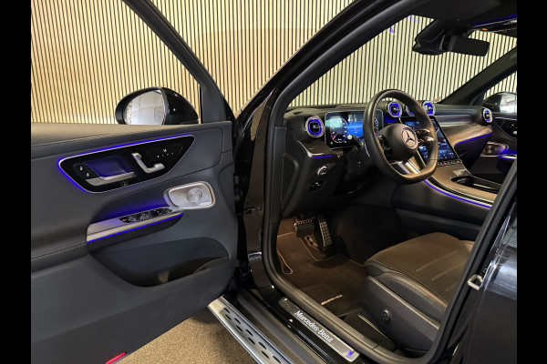 Mercedes-Benz GLC 400e 4 MATIC AMG STYLING-LUCHTVERING-GESTUURDE ACHTERAS-PANORAMA-MEMORY-HEAD UP-BURMESTER-ZEER COMPLEET