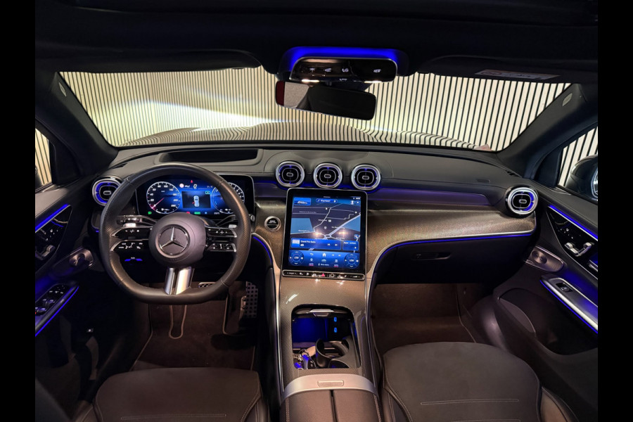 Mercedes-Benz GLC 400e 4 MATIC AMG STYLING-LUCHTVERING-GESTUURDE ACHTERAS-PANORAMA-MEMORY-HEAD UP-BURMESTER-ZEER COMPLEET