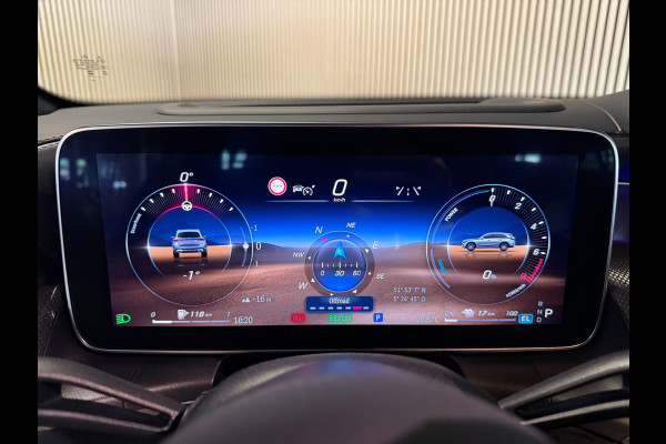Mercedes-Benz GLC 400e 4 MATIC AMG STYLING-LUCHTVERING-GESTUURDE ACHTERAS-PANORAMA-MEMORY-HEAD UP-BURMESTER-ZEER COMPLEET