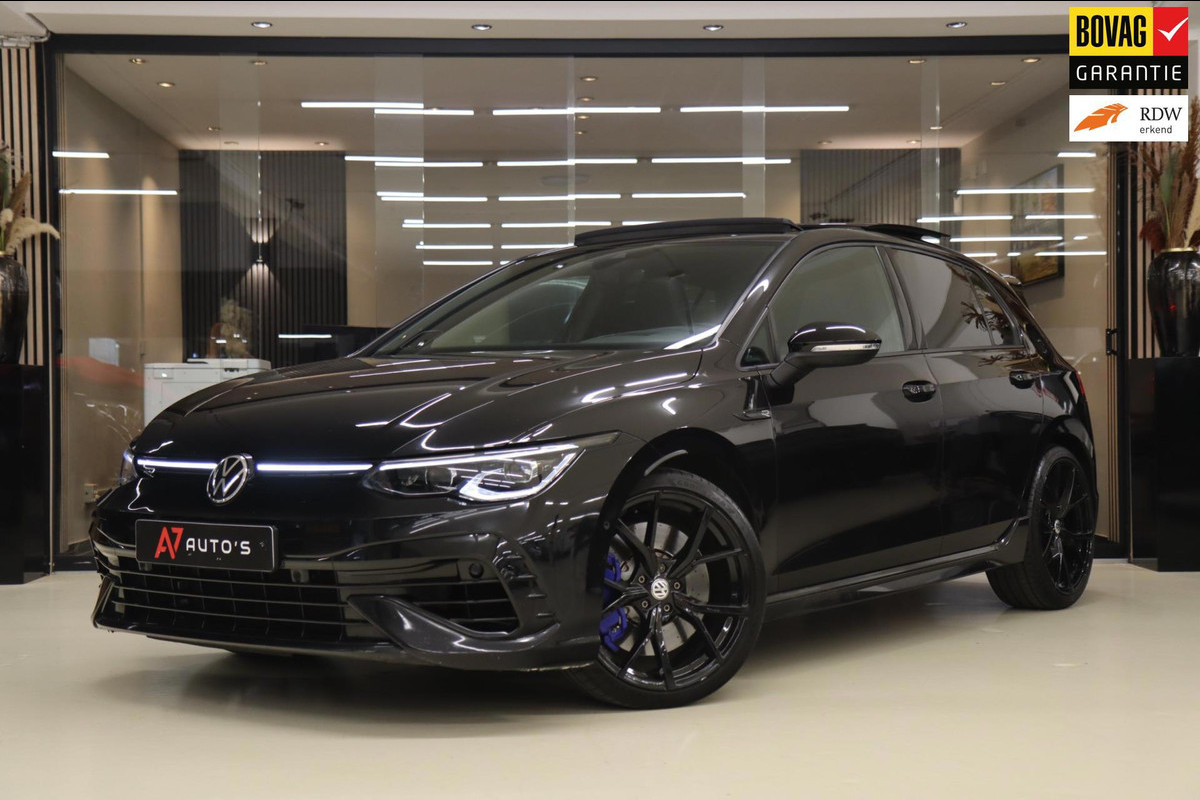 Volkswagen Golf 2.0 TSI R 4Motion PERFORMANCE /AKRA/PANO/IQ/H-K/BOMVOL