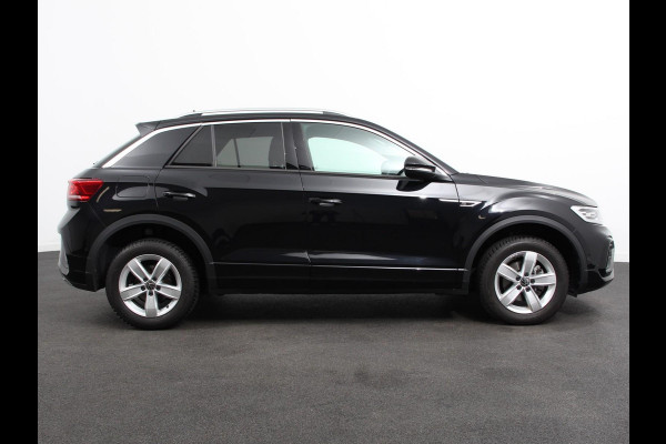 Volkswagen T-Roc 1.5 TSI DSG R-Line Climate control Adaptieve cruise control LED Navigatie Achteruitrijcamera Parkeersensoren Apple Carplay Android Auto Radio