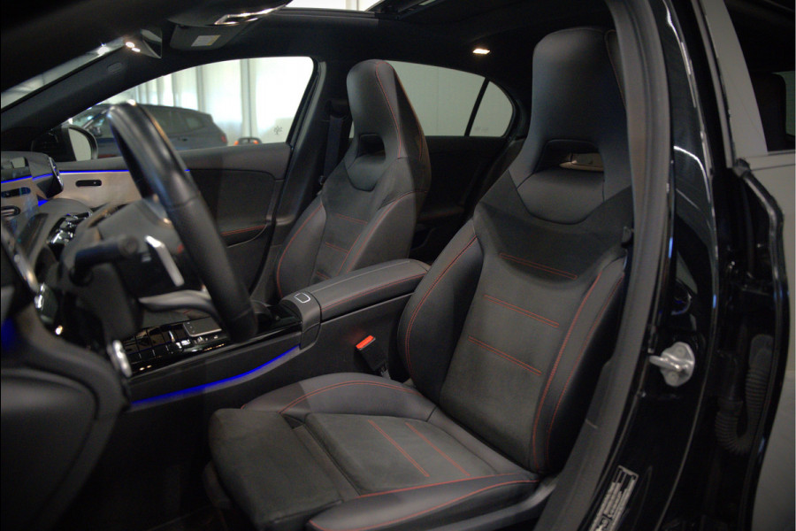 Mercedes-Benz A-Klasse 250 e AMG Line | Panoramadak | Stoelverwarming | Keyless | Head-Up Display | 360 Camera | Apple Carplay | Ambiance Verlichting | Adaptive Cruise Control | Navigatie | DAB | Multibeam LED | SOH 96,96%