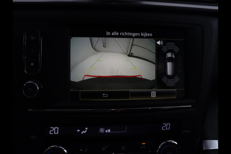 Renault Kadjar 1.2 TCe Bose Panoramadak | Bluetooth | Cruise control | Climate control | Stoelverwarming | Bose Audio | Achteruitrij camera | Parkeersensoren | Navigatie