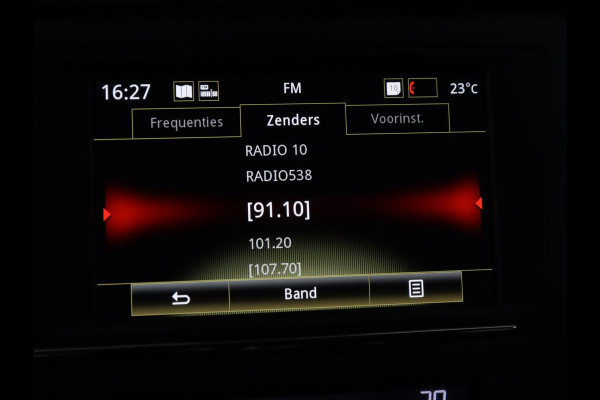 Renault Kadjar 1.2 TCe Bose Panoramadak | Bluetooth | Cruise control | Climate control | Stoelverwarming | Bose Audio | Achteruitrij camera | Parkeersensoren | Navigatie