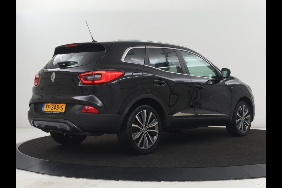 Renault Kadjar 1.2 TCe Bose Panoramadak | Bluetooth | Cruise control | Climate control | Stoelverwarming | Bose Audio | Achteruitrij camera | Parkeersensoren | Navigatie