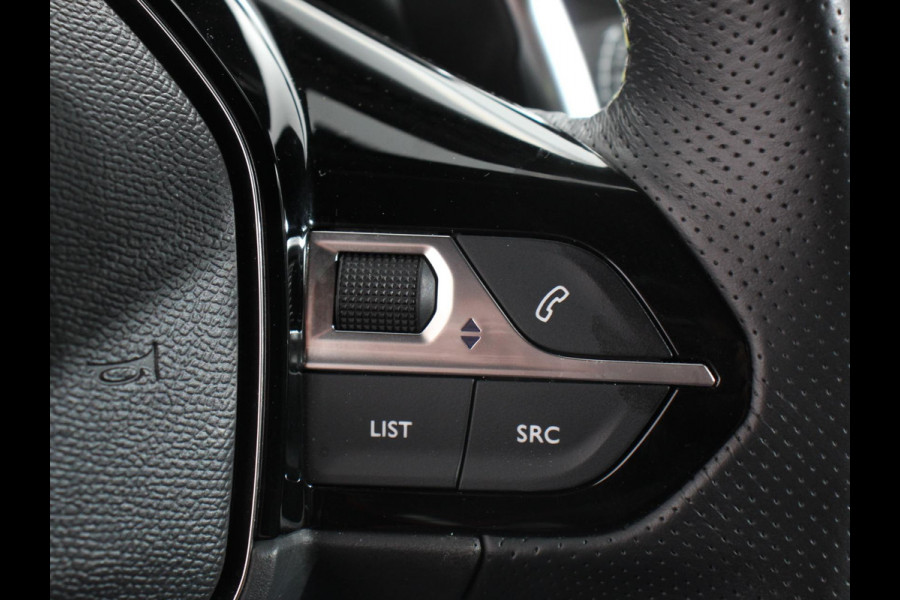 Peugeot 2008 1.2 PureTech 130pk Automaat GT Climate Control Camera Achter Navigatie Apple Carplay / Android auto Digitale Cockpit Velgen 17 inch