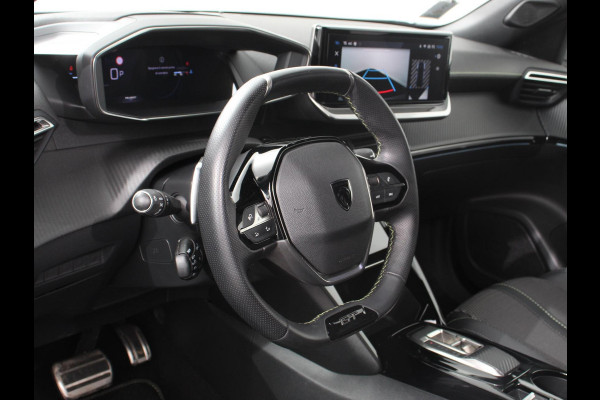 Peugeot 2008 1.2 PureTech 130pk Automaat GT Climate Control Camera Achter Navigatie Apple Carplay / Android auto Digitale Cockpit Velgen 17 inch