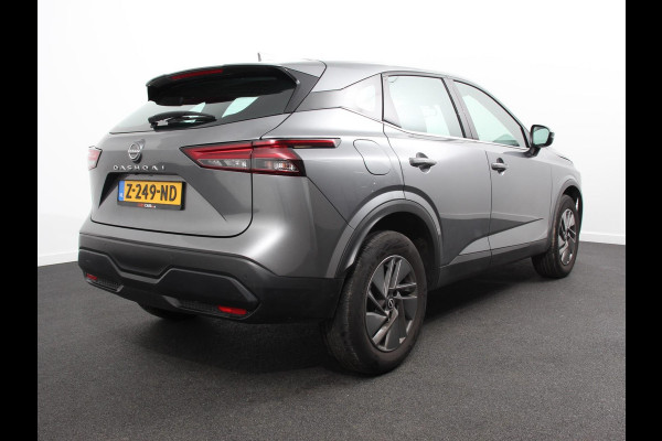 Nissan QASHQAI 1.3 MHEV 158pk Automaat Xtronic Acenta Navigatie Apple Carplay/Andoid Auto Parkeersensor achter Camera Adaptive Cruise Control Blind Spot Assist Stuur- en stoelverwarming Ledverlichting Climate control