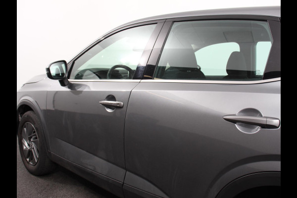 Nissan QASHQAI 1.3 MHEV 158pk Automaat Xtronic Acenta Navigatie Apple Carplay/Andoid Auto Parkeersensor achter Camera Adaptive Cruise Control Blind Spot Assist Stuur- en stoelverwarming Ledverlichting Climate control