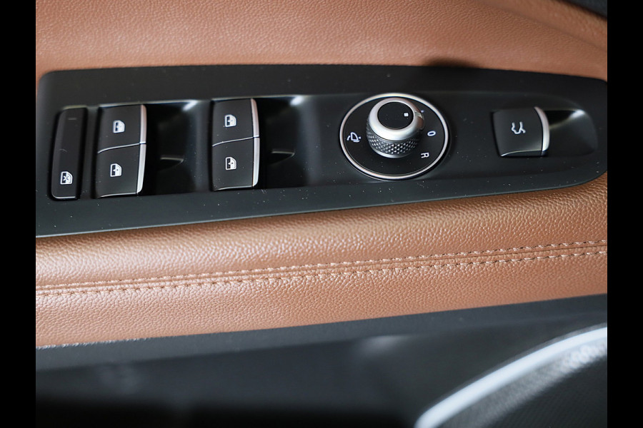 Alfa Romeo Stelvio 2.0 T AWD Veloce / Cognac Leder / Acc / Lane Assist / Memory / Elek Stoelen / Navi / Camera / 20 Inch
