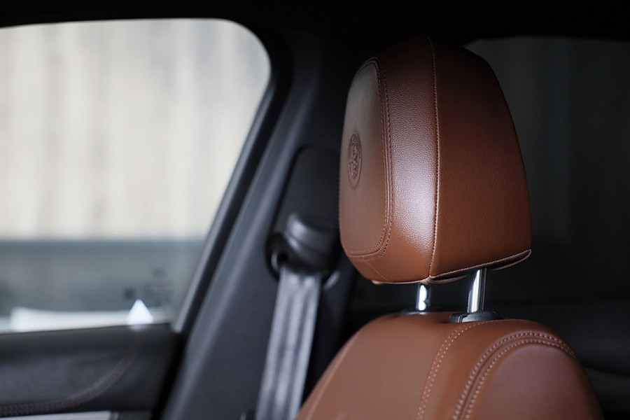 Alfa Romeo Stelvio 2.0 T AWD Veloce / Cognac Leder / Acc / Lane Assist / Memory / Elek Stoelen / Navi / Camera / 20 Inch