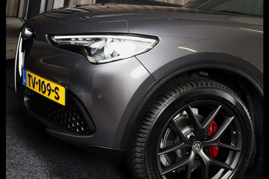 Alfa Romeo Stelvio 2.0 T AWD Veloce / Cognac Leder / Acc / Lane Assist / Memory / Elek Stoelen / Navi / Camera / 20 Inch
