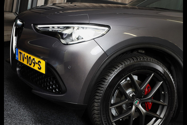 Alfa Romeo Stelvio 2.0 T AWD Veloce / Cognac Leder / Acc / Lane Assist / Memory / Elek Stoelen / Navi / Camera / 20 Inch