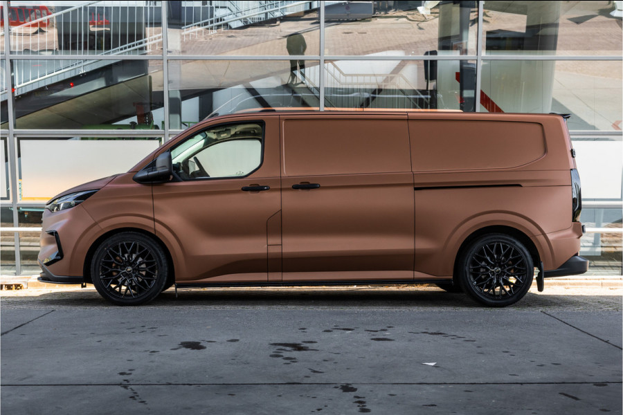 Ford Transit Custom 320 2.0 TDCI L2H1 | ACC | Blind Spot | CarPlay | Navigatie | Camera | Stoelverwarming | Trekhaak | Lederen bekleding