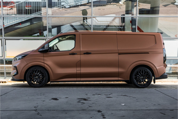 Ford Transit Custom 320 2.0 TDCI L2H1 | ACC | Blind Spot | CarPlay | Navigatie | Camera | Stoelverwarming | Trekhaak | Lederen bekleding
