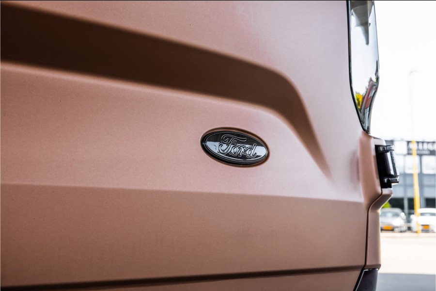 Ford Transit Custom 320 2.0 TDCI L2H1 | ACC | Blind Spot | CarPlay | Navigatie | Camera | Stoelverwarming | Trekhaak | Lederen bekleding