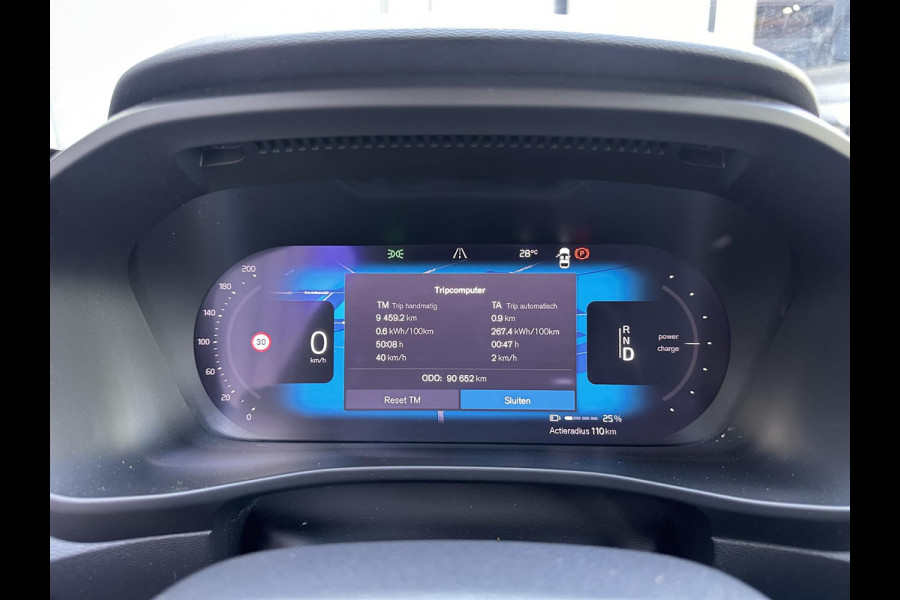 Volvo XC40 Recharge P8 AWD R-Design | SOH: 94,9% | Semi Elektr. Trekhaak | Dealer Onderhouden | Camera | Addaptive CC | Blindspot Detectie |