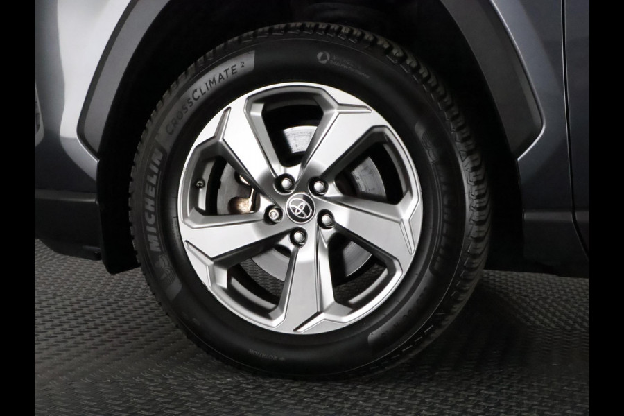 Toyota RAV4 2.5 Hybrid AWD Executive | 1650 KG trekgewicht | JBL Audio | Memory seats | 360° Camera | Stoelverwarming