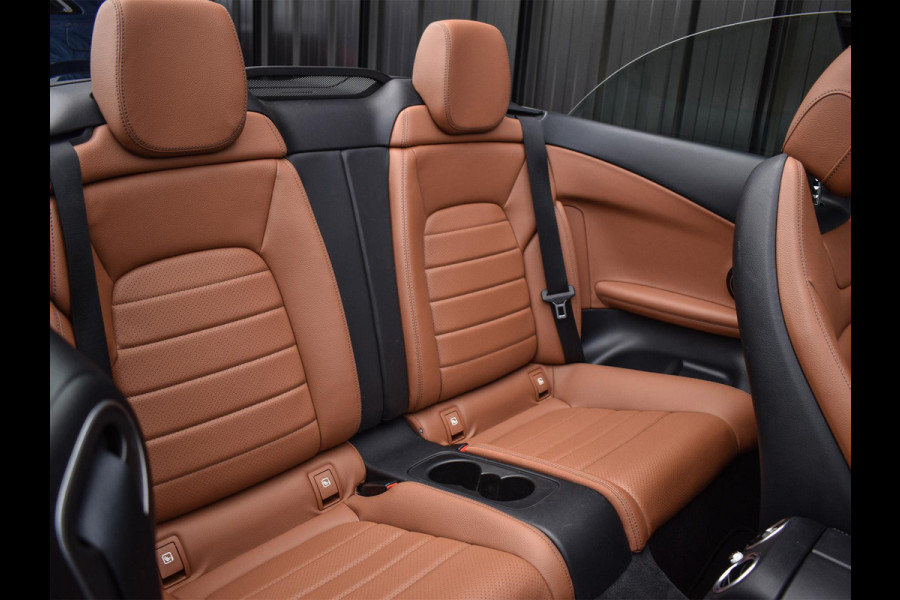 Mercedes-Benz C-Klasse Cabrio 200 Advantage Pack | AMG Line | Camera | Distronic | Stoel- Nekverwarming | Leder |
