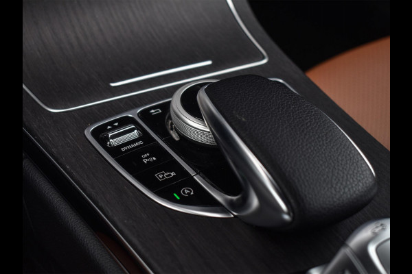 Mercedes-Benz C-Klasse Cabrio 200 Advantage Pack | AMG Line | Camera | Distronic | Stoel- Nekverwarming | Leder |