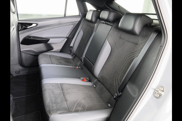 Volkswagen ID.5 Pro Business 77 kWh accu, 210 kW / 286 pk SUV Elek SOH 100% | 360 Camera | Led matrix | Navigatie | Elektrische Achterklep | Panoramdak | Stoelverwarming |