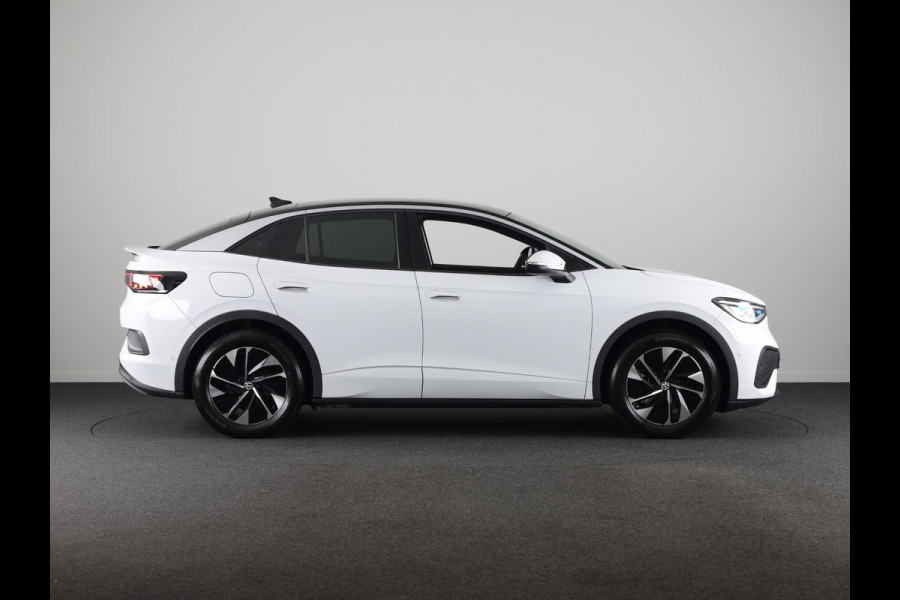 Volkswagen ID.5 Pro Business 77 kWh accu. 210 kW / 286 pk SUV Elek | 360 Camera | Led matrix | Navigatie | Elektrische Achterklep | Panoramdak | Stoelverwarming |