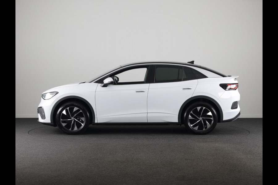 Volkswagen ID.5 Pro Business 77 kWh accu. 210 kW / 286 pk SUV Elek | 360 Camera | Led matrix | Navigatie | Elektrische Achterklep | Panoramdak | Stoelverwarming |