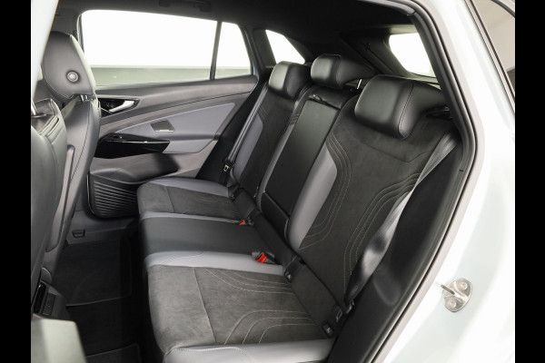 Volkswagen ID.4 Pro Limited Edition 77 kWh | 360 Camera| SOH 100% | Head Up Display | Stoelverwarming | 20 inch |